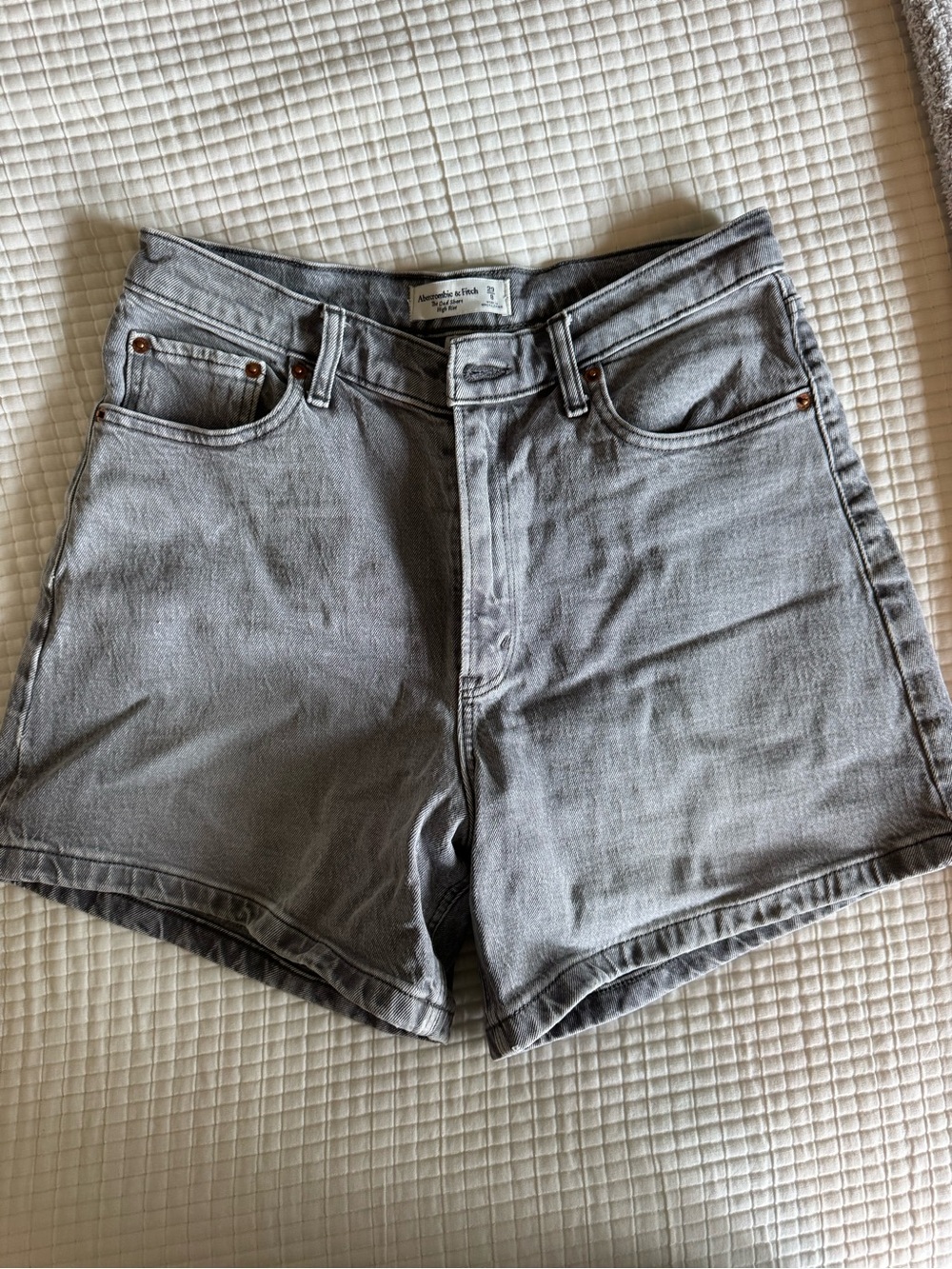 Abercrombie & Fitch high rise dad shorts